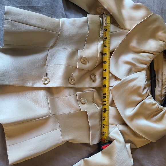 Escada skirt - Picture 8 of 11